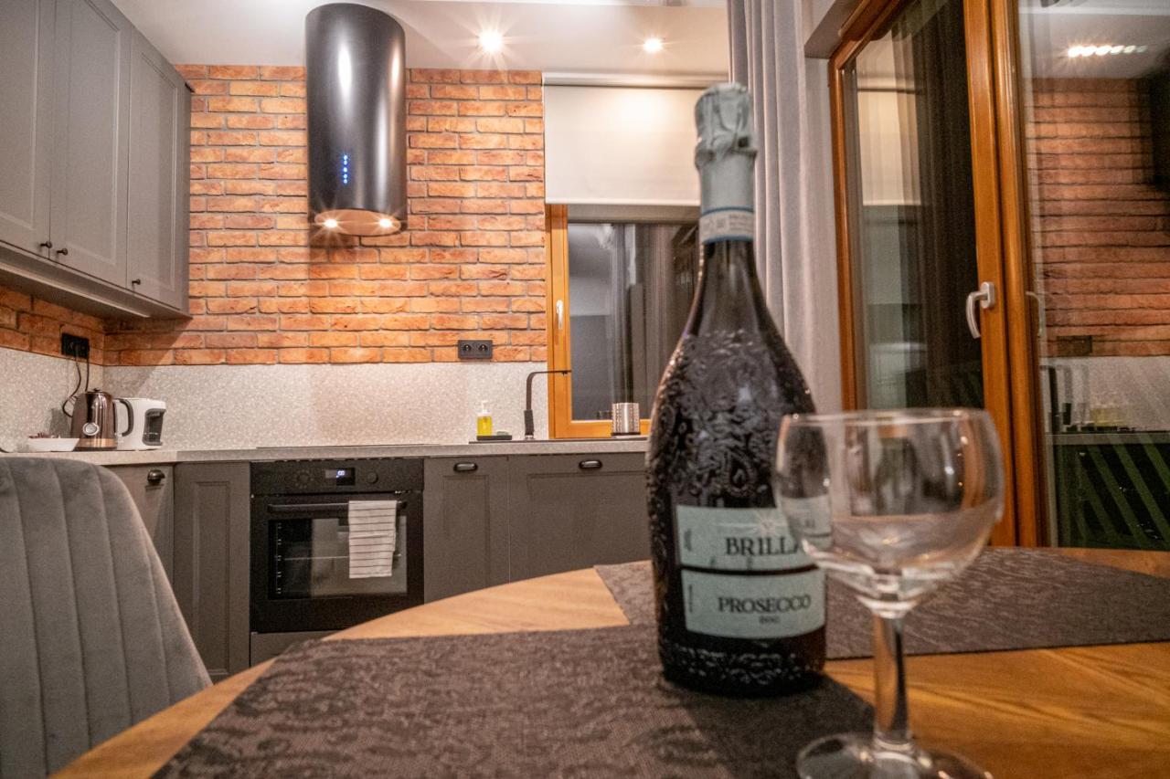 Labo Apartment Metro Mlociny Warschau Buitenkant foto