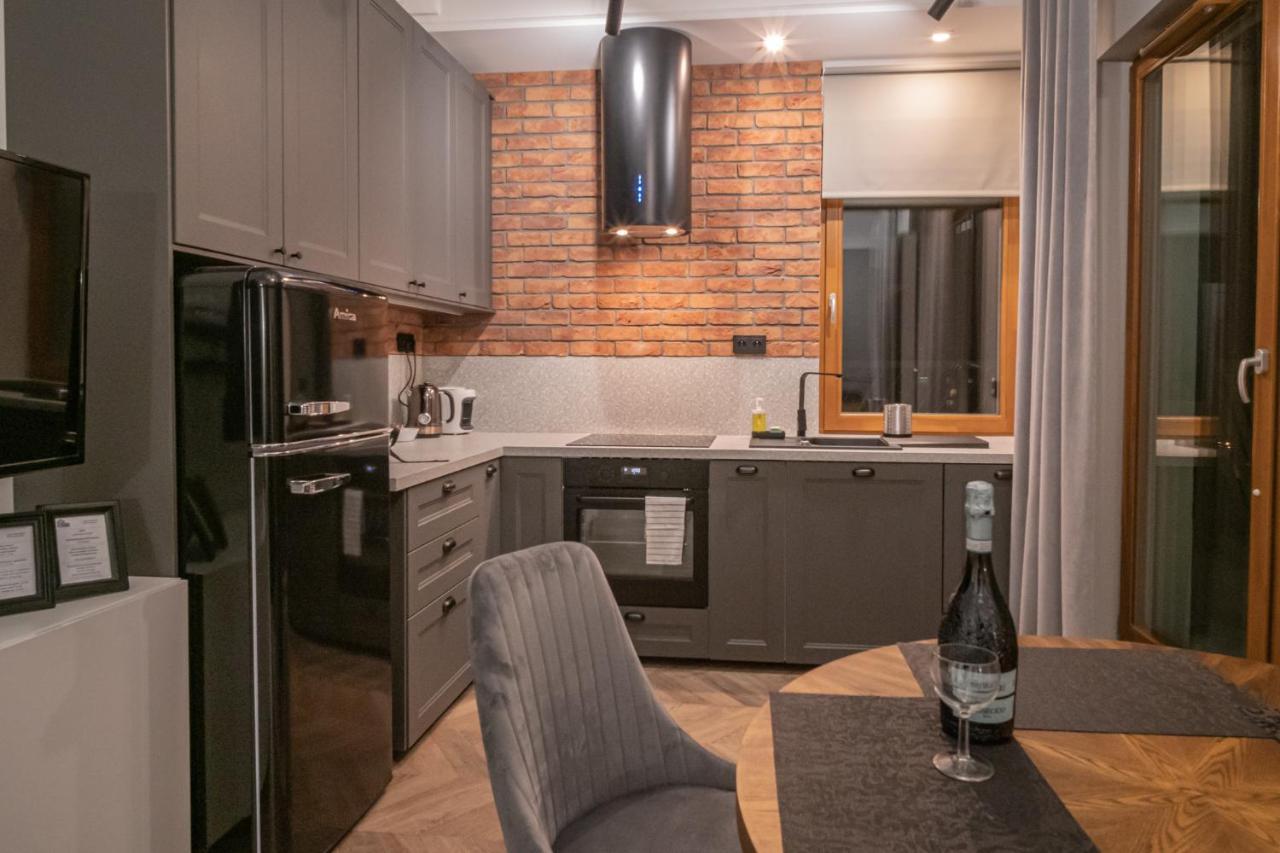 Labo Apartment Metro Mlociny Warschau Buitenkant foto